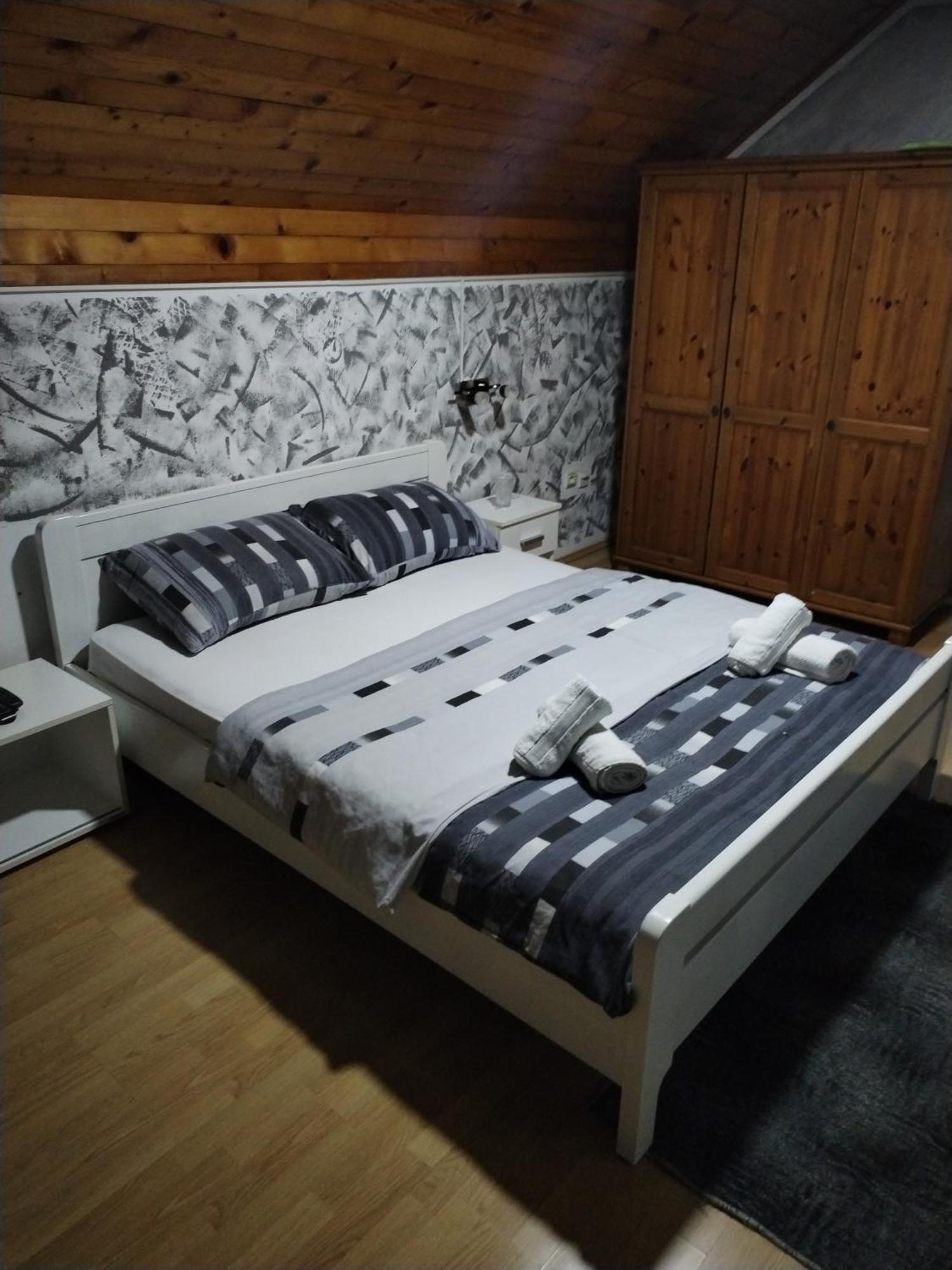 Sobe Lara Apartamento Donji Milanovac Exterior foto